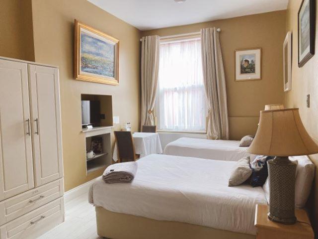 Rose Lodge Guest House كورك المظهر الخارجي الصورة